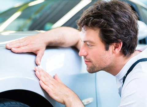 Flugrost entfernen: Auto wieder frühlingsfit machen!