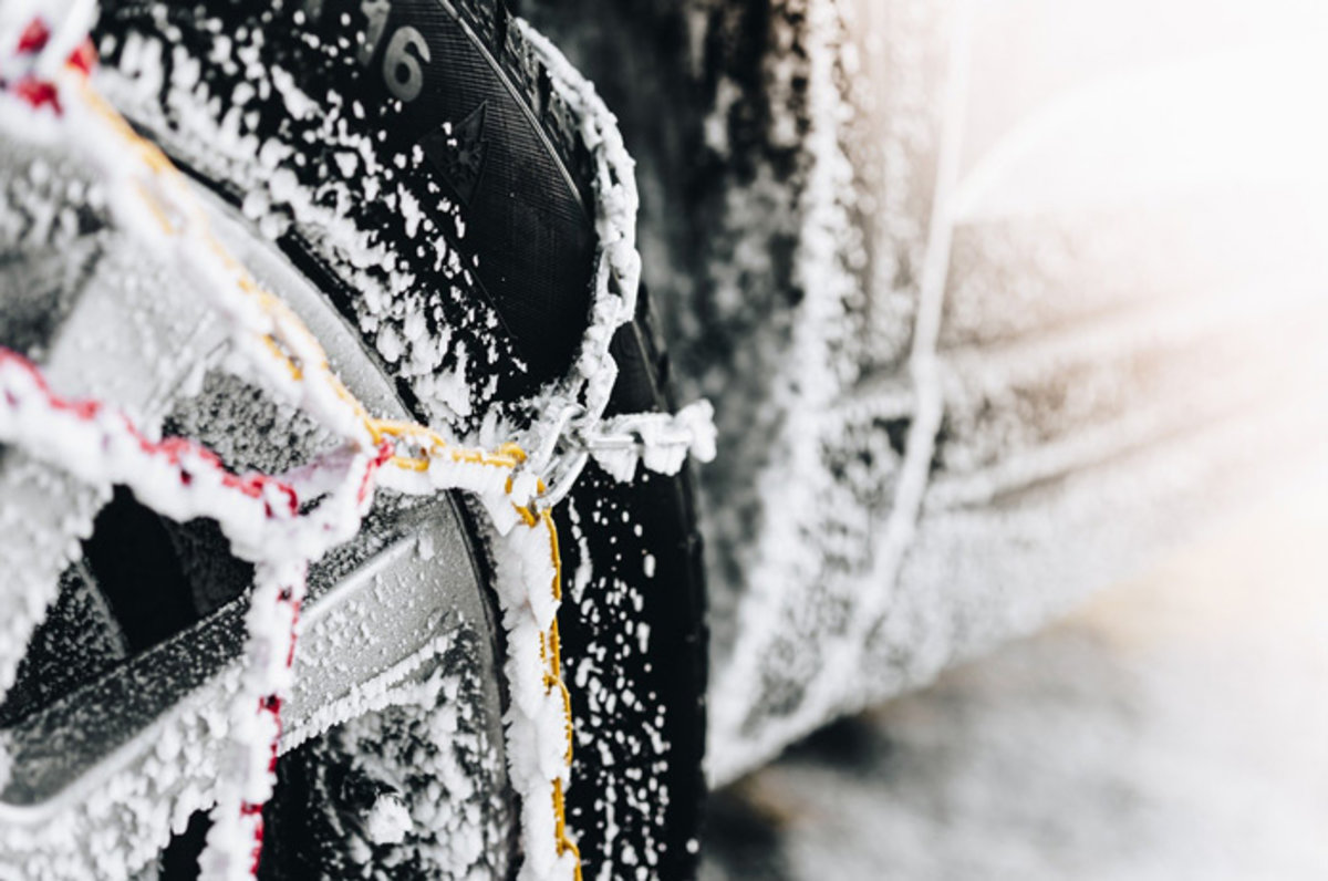 Schneeketten: Sicher fahren im Gebirge