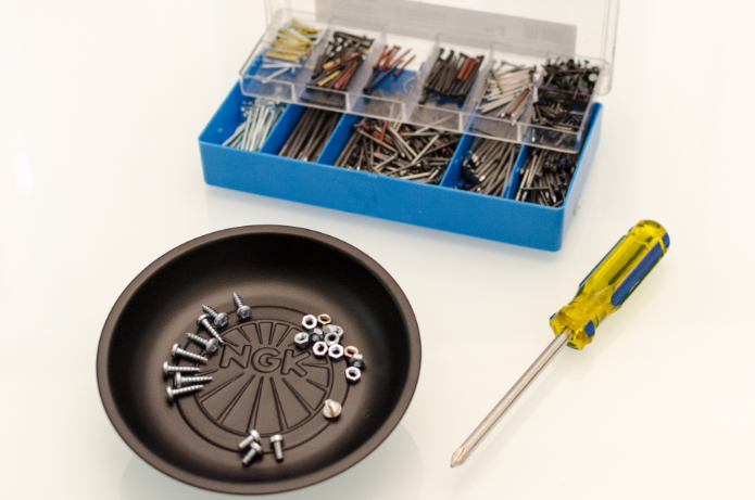 NGK Magnetschalen
